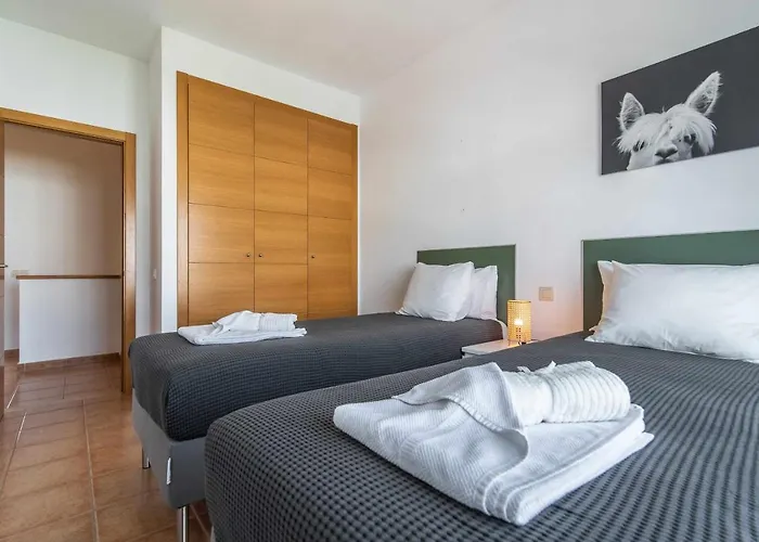 Residencial Candelarias 36 *